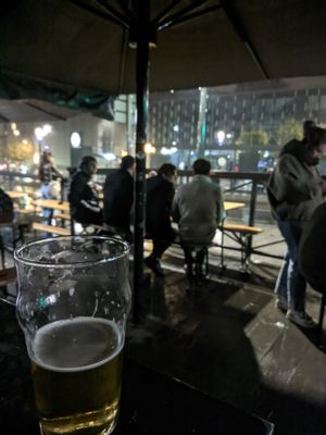 Deux heures avant la table