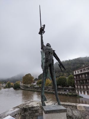 L'Archange du Mont-Saint-Michel sur l'Aveyron ???